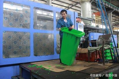 “垃圾分类”当热,垃圾桶销售疯狂,探秘中国最大垃圾桶生产基地